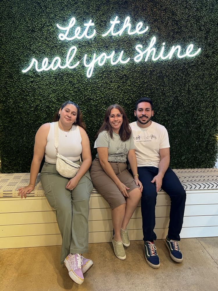 Jocelyn con su familia